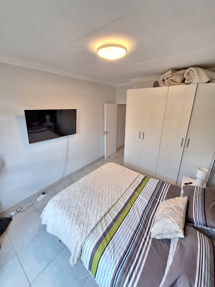 2 Bedroom Property for Sale in Vredekloof Western Cape